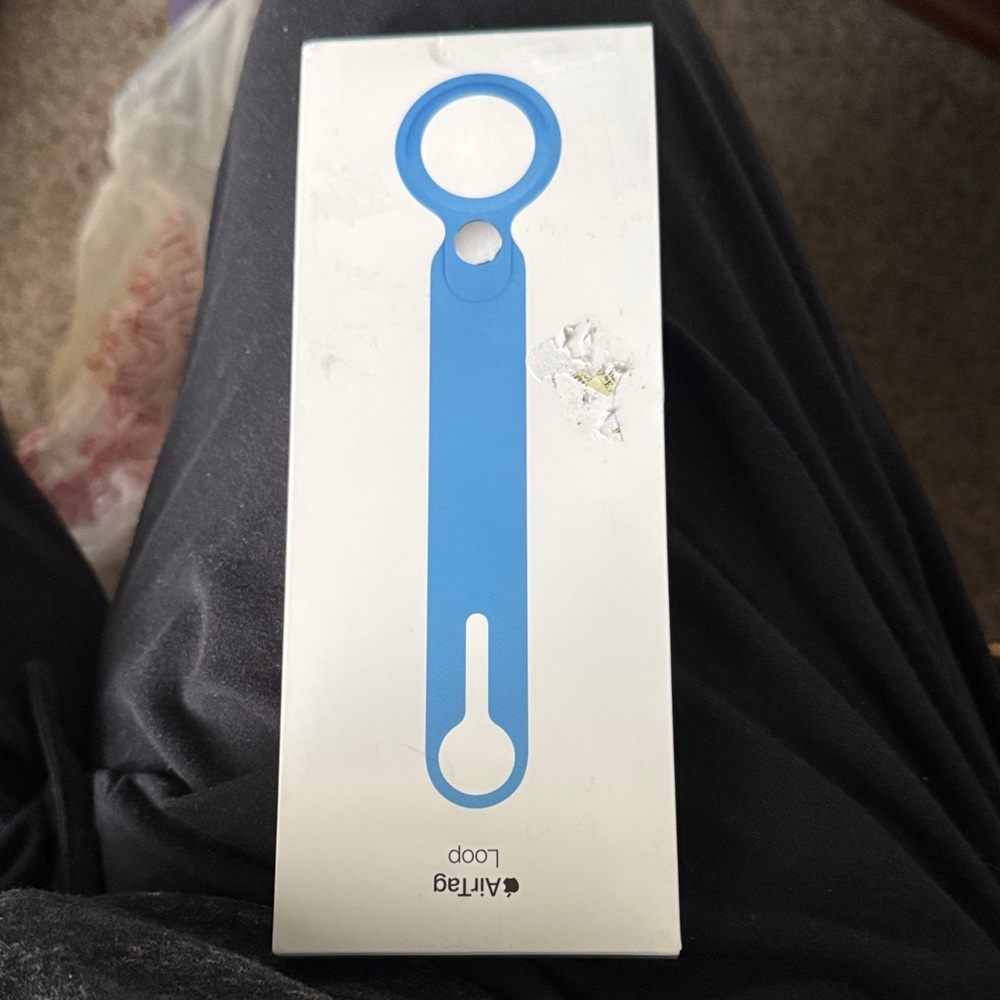 Apple AirTag Holder - Sky Blue NEW